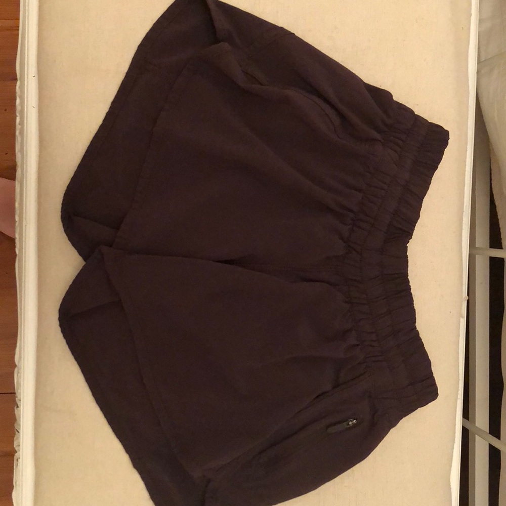 Lulu lemon tracker shorts (maroon)